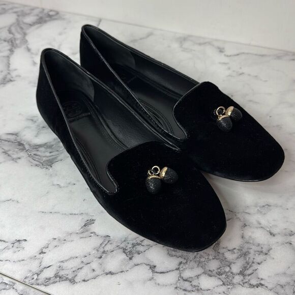 Tory Burch Black Velvet Acorn Loafers 9 - Picture 1 of 8